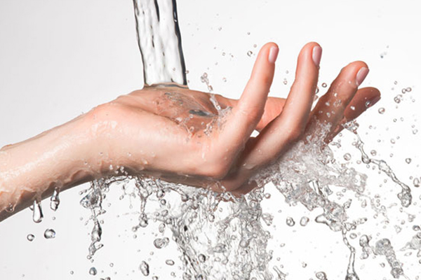 次氯酸消毒液和酒精消毒液告诉你不要傻傻的分不清